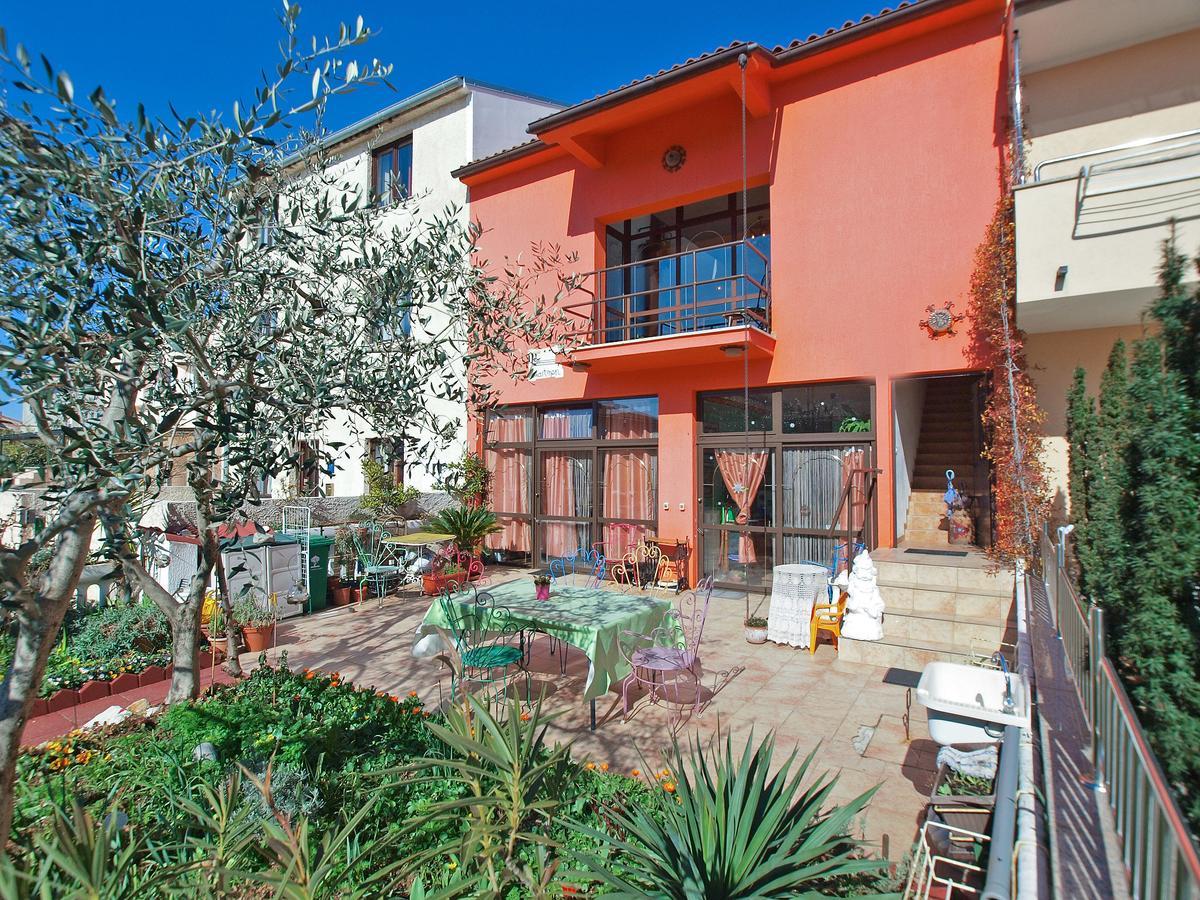 Apartments Kada 1571 Pula Exterior photo