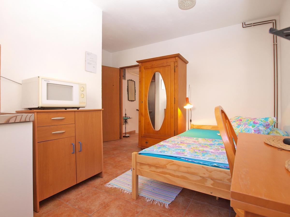 Apartments Kada 1571 Pula Exterior photo